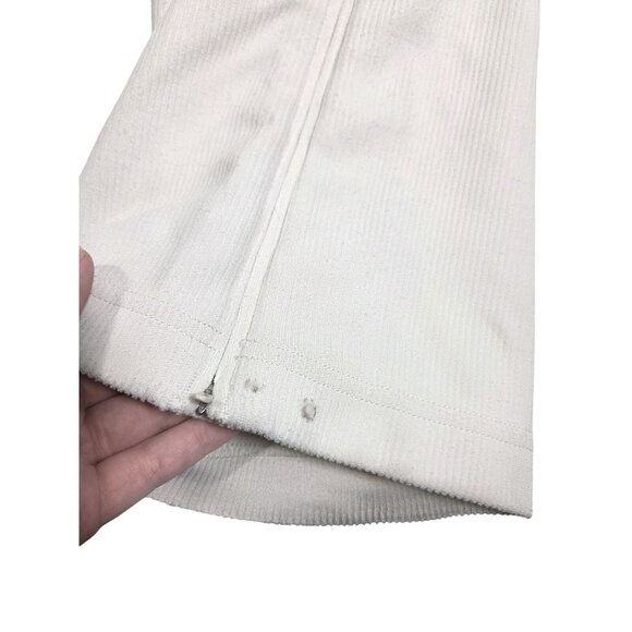 Women’s Lululemon Ribbed Softstreme Flare Leg Pants Size 6 Bone Off White - Picture 5 of 9
